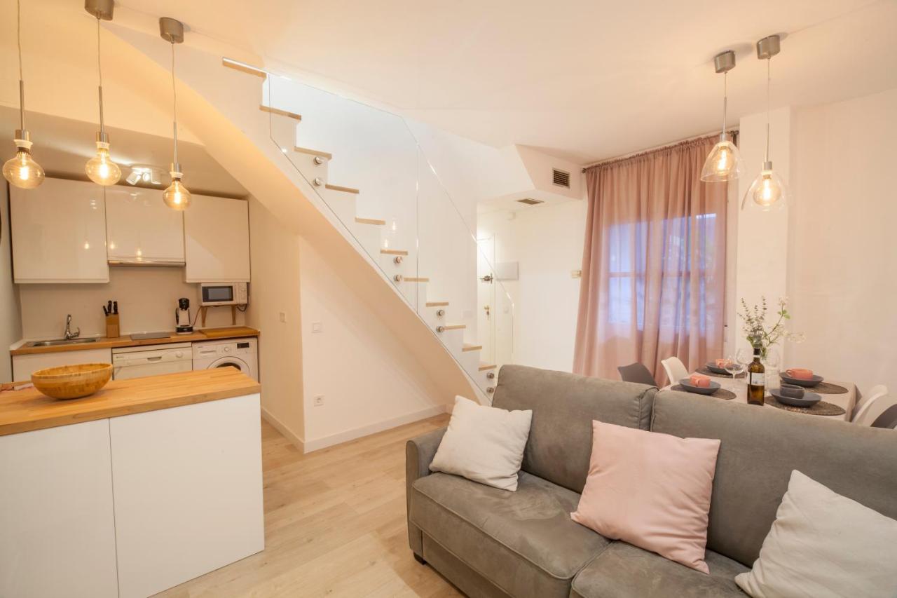 El Apartamento De Rosi Sewilla Zewnętrze zdjęcie